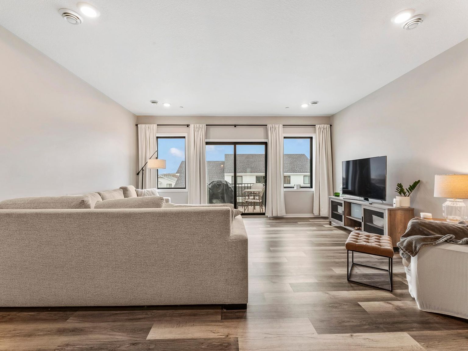 5237 Harvest Square Pl NW Rochester, MN 55901 - Thumbnail 4