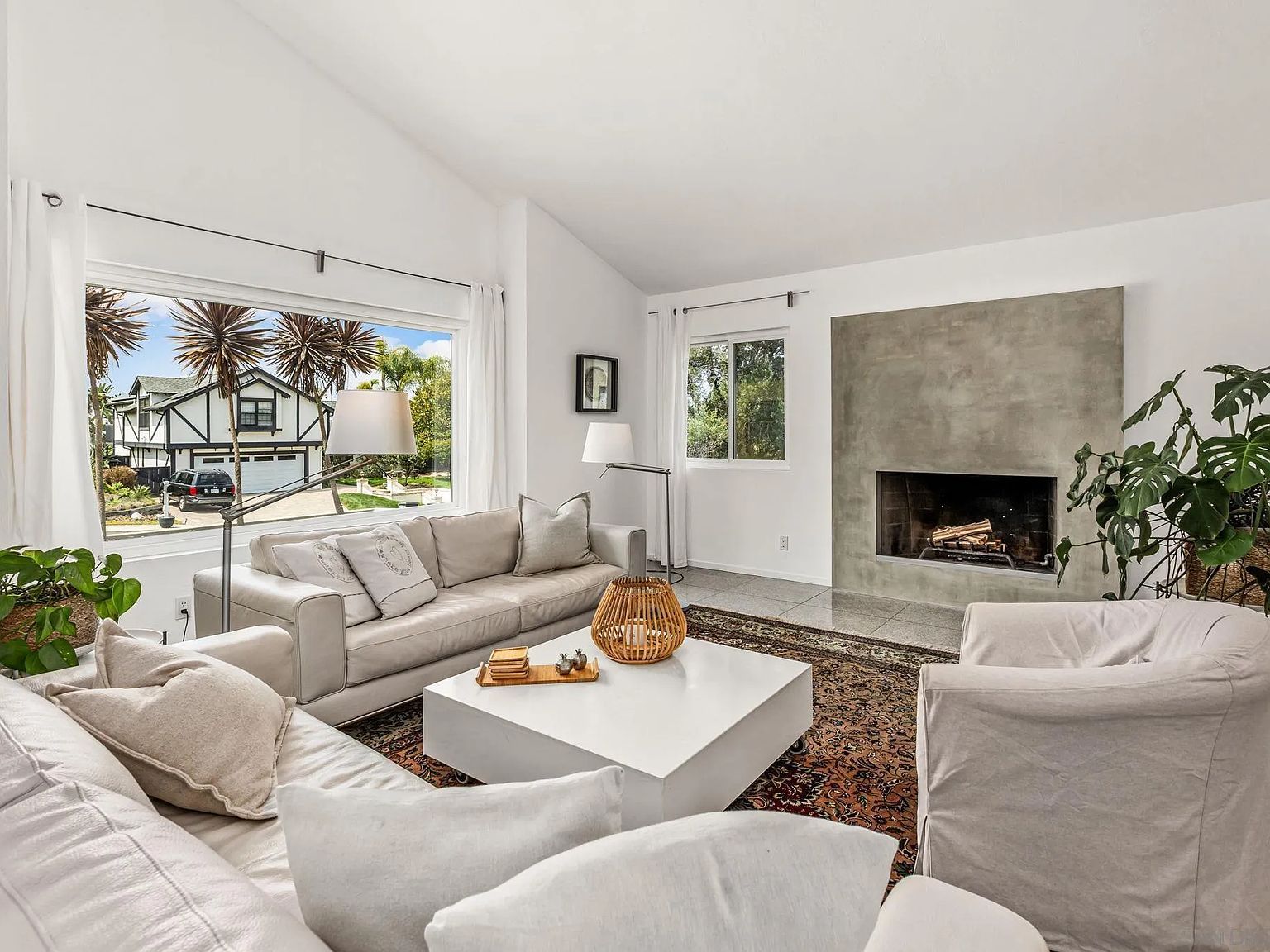 6540 Persa St Carlsbad, CA 92009 - Thumbnail 4