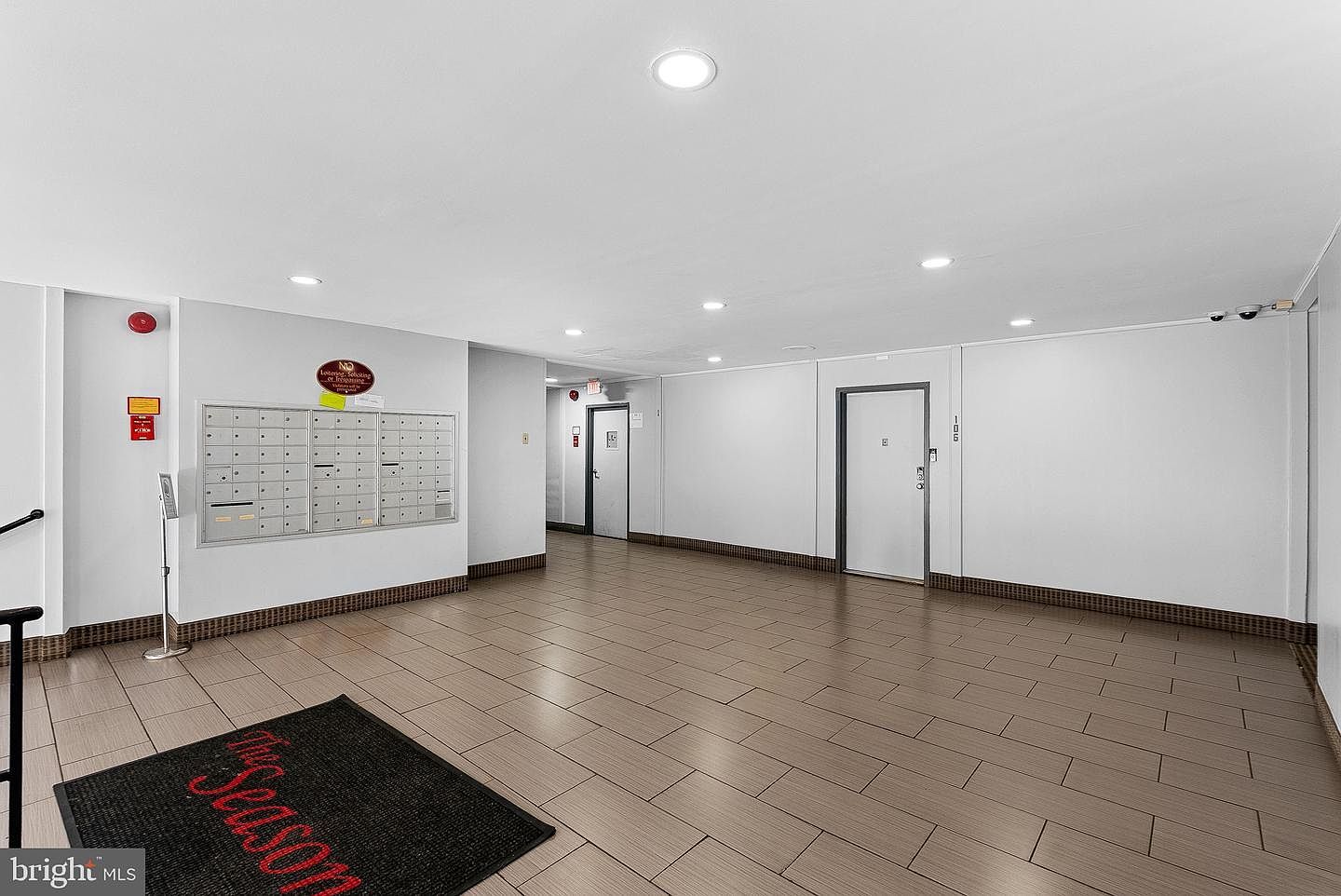 5851 Quantrell Ave APT 109 Alexandria, VA 22312 - Thumbnail 4