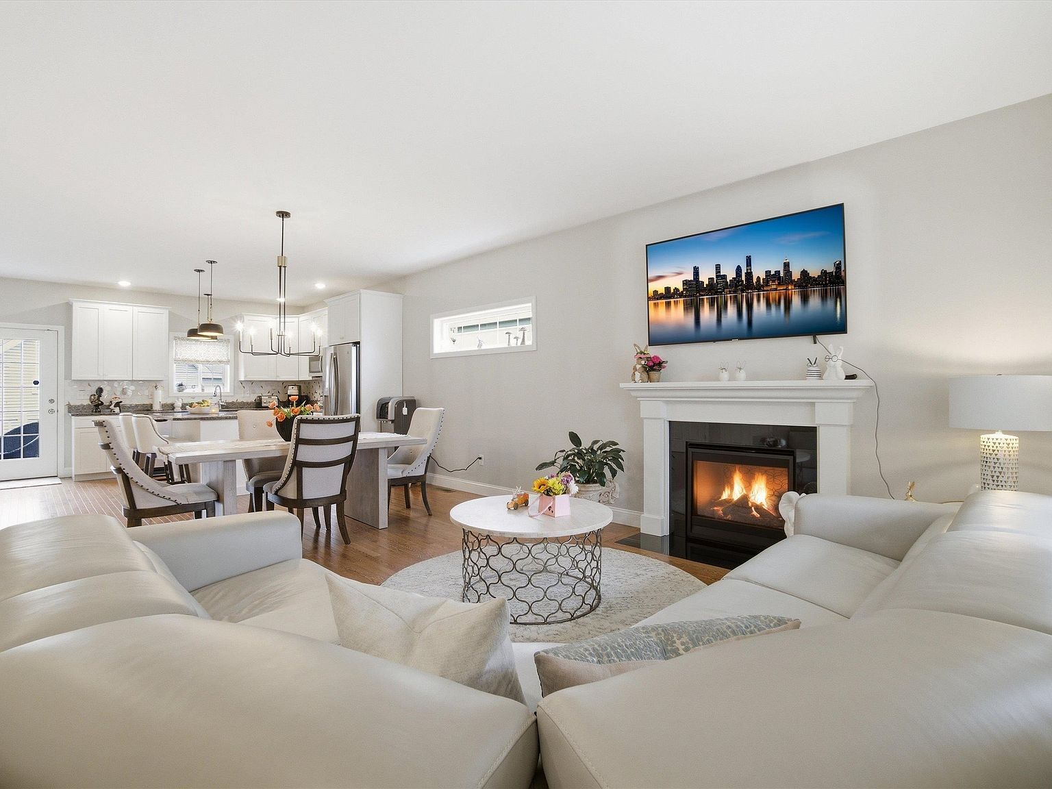 54 Toby Cir Merrimack, NH 03054 - Thumbnail 4