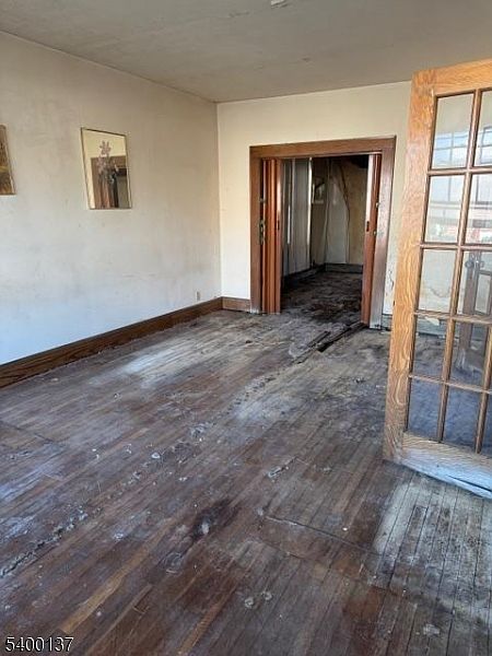 120 S Stiles St Linden, NJ 07036 - Thumbnail 4