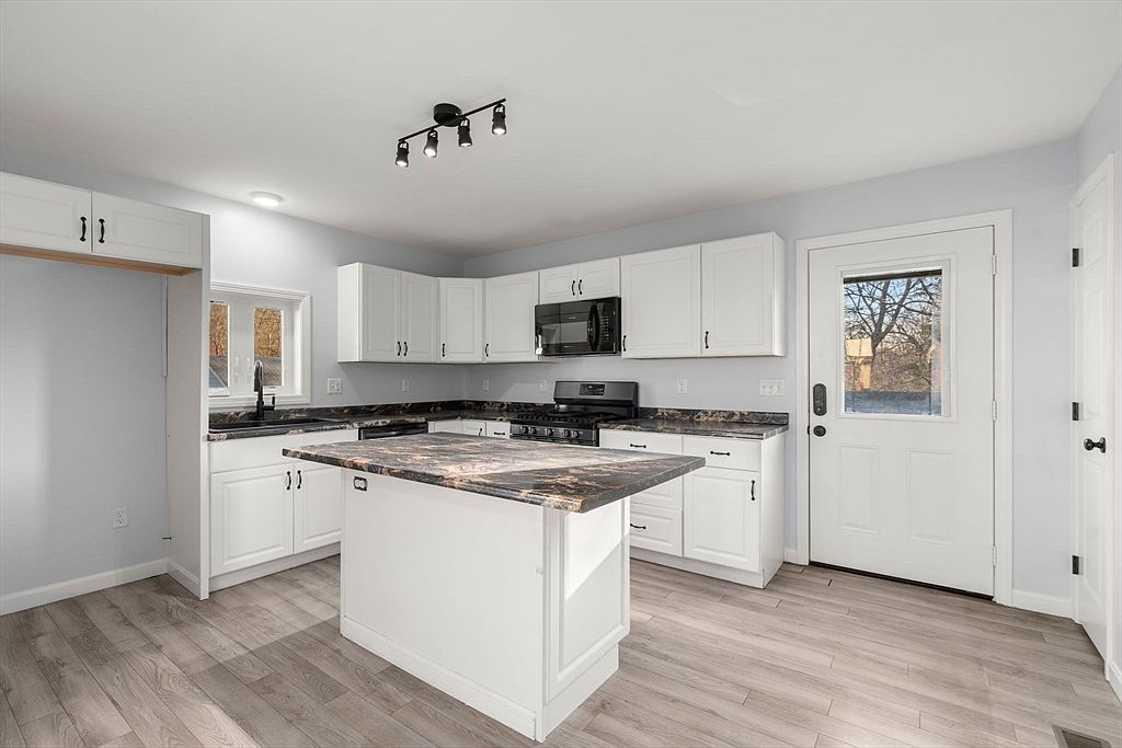 1222 Gar Hwy Swansea, MA 02777 - Thumbnail 4