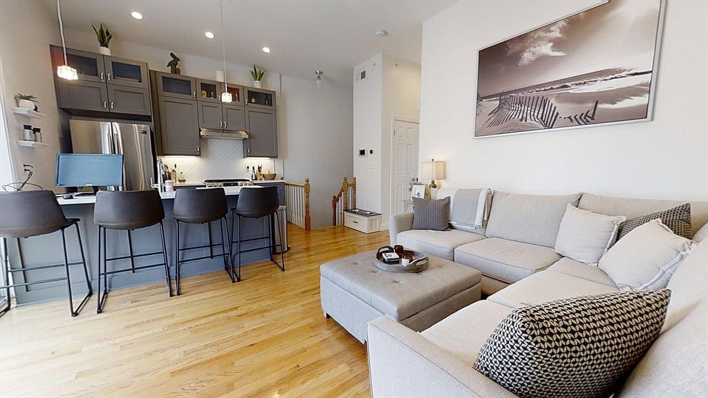 126 Princeton St Unit 3 Boston, MA 02128 - Thumbnail 4