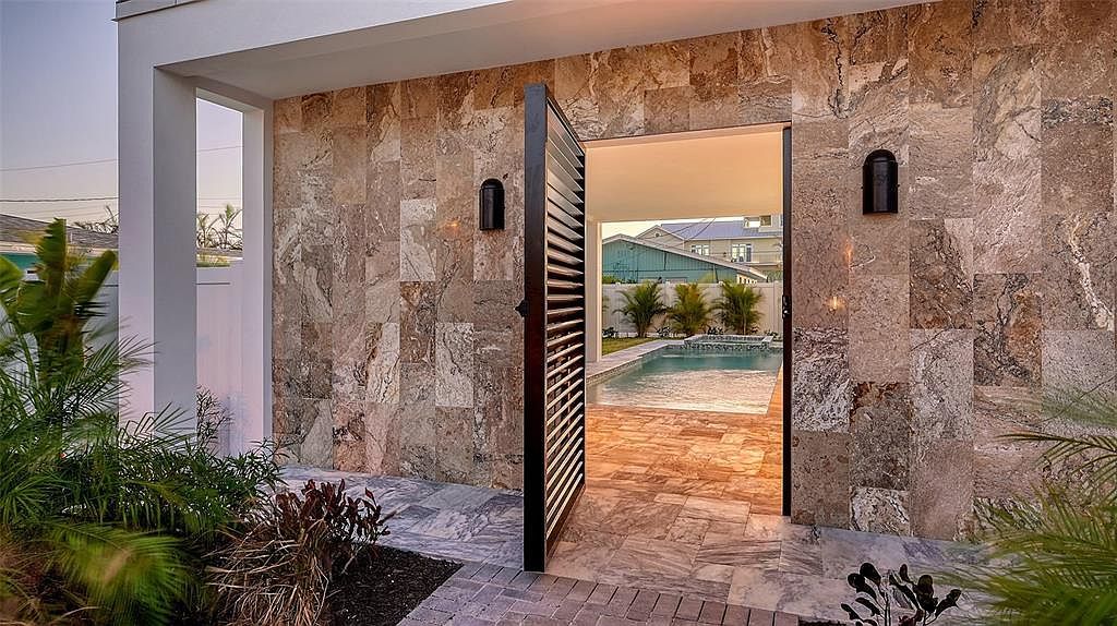 1210 Gulf Blvd Englewood, FL 34223 - Thumbnail 4