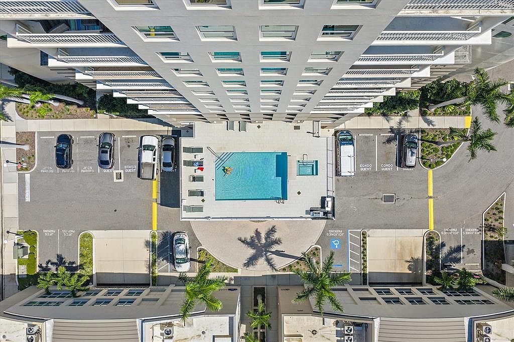 1771 Ringling Blvd UNIT 703 Sarasota, FL 34236 - Thumbnail 4