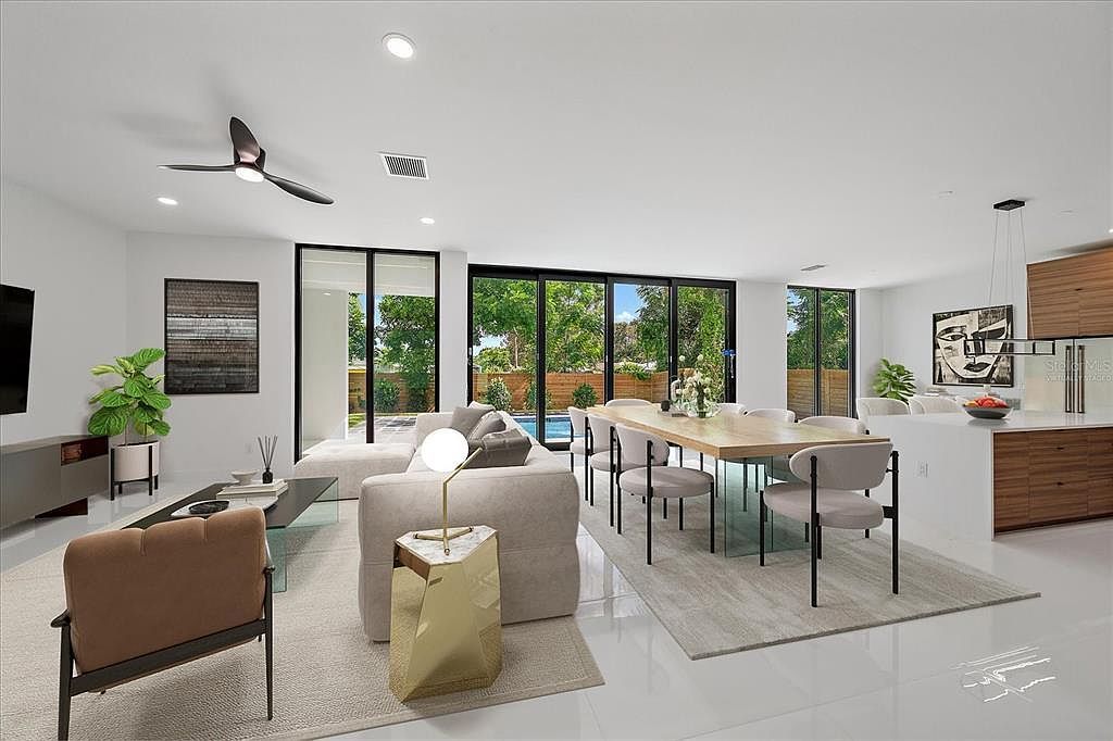 2441 Webber St Sarasota, FL 34239 - Thumbnail 4