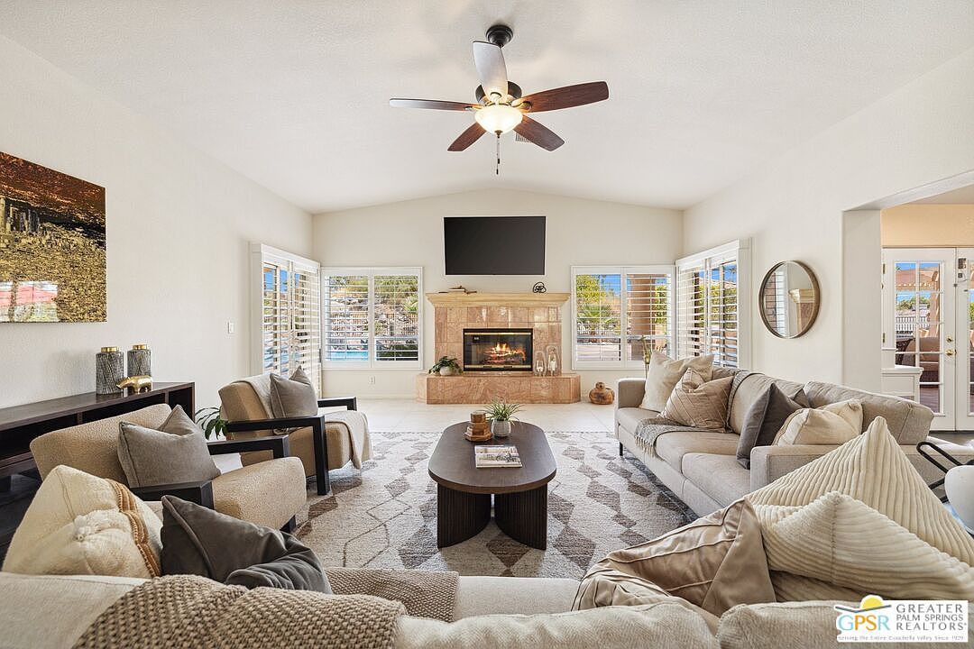 600 W Via Escuela Palm Springs, CA 92262 - Thumbnail 4