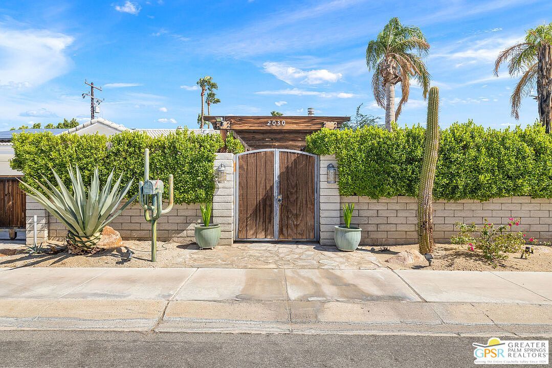 2030 E Acacia Rd Palm Springs, CA 92262 - Thumbnail 4