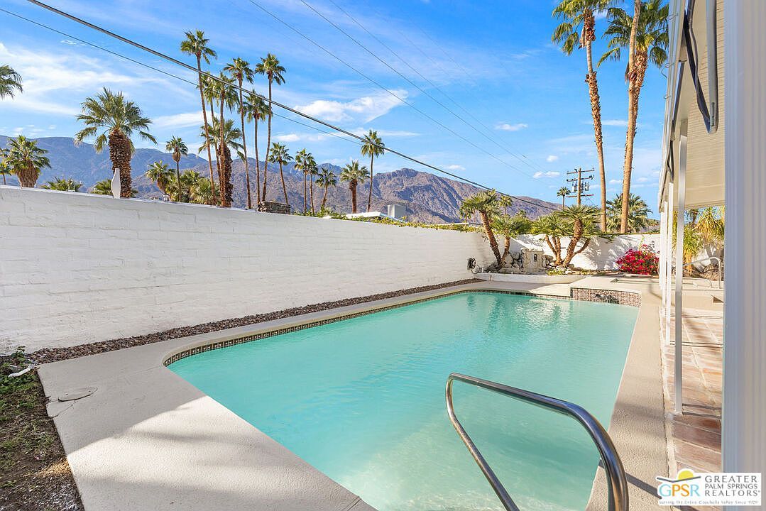 1983 S Yucca Pl Palm Springs, CA 92264 - Thumbnail 4