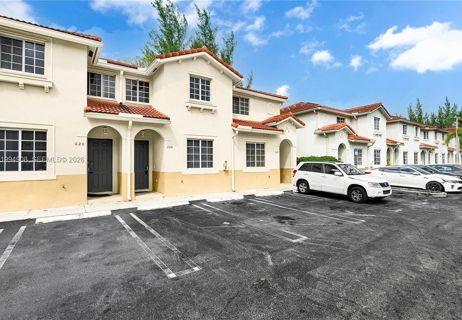 21209 NW 14th Pl APT 720 Miami Gardens, FL 33169 - Thumbnail 4