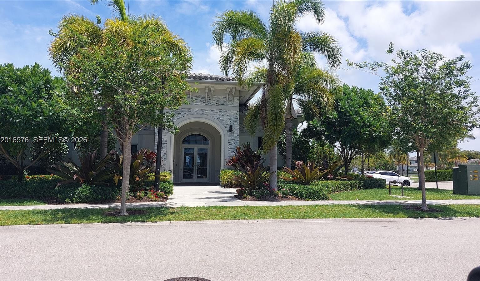 1469 SE 26th Ter Homestead, FL 33035 - Thumbnail 4