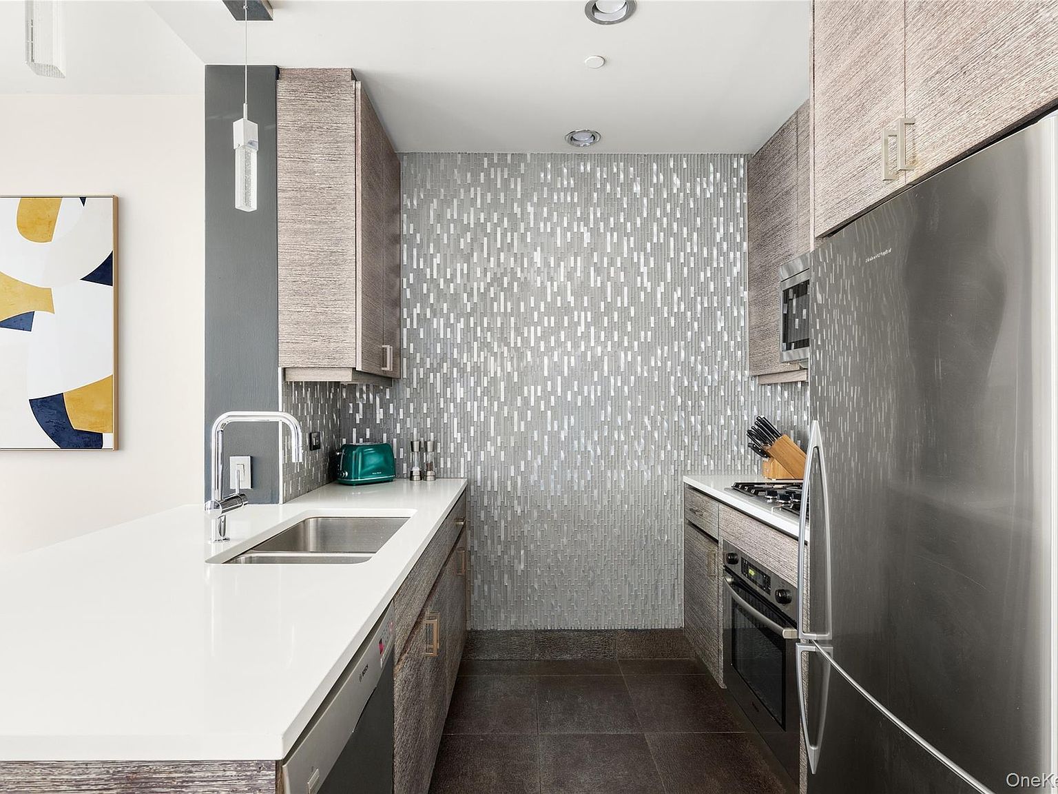 305 W 16th St APT 4D New York, NY 10011 - Thumbnail 4