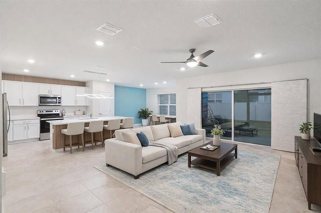 1643 Delightful Dr Davenport, FL 33896 - Thumbnail 4