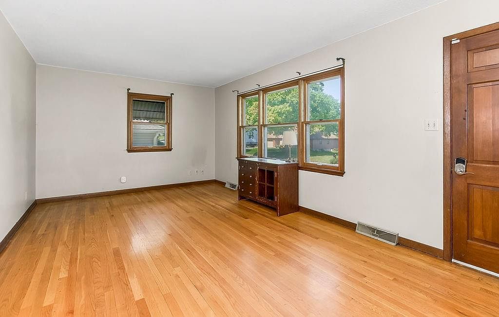 1835 Miami St Leavenworth, KS 66048 - Thumbnail 4