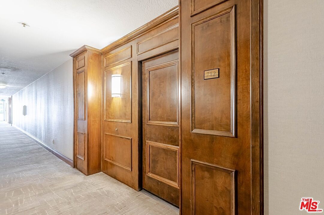 880 W 1st St APT 712 Los Angeles, CA 90012 - Thumbnail 4