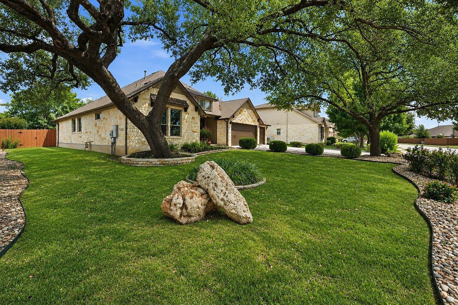 404 Grosseto Ln Georgetown, TX 78628 - Thumbnail 4