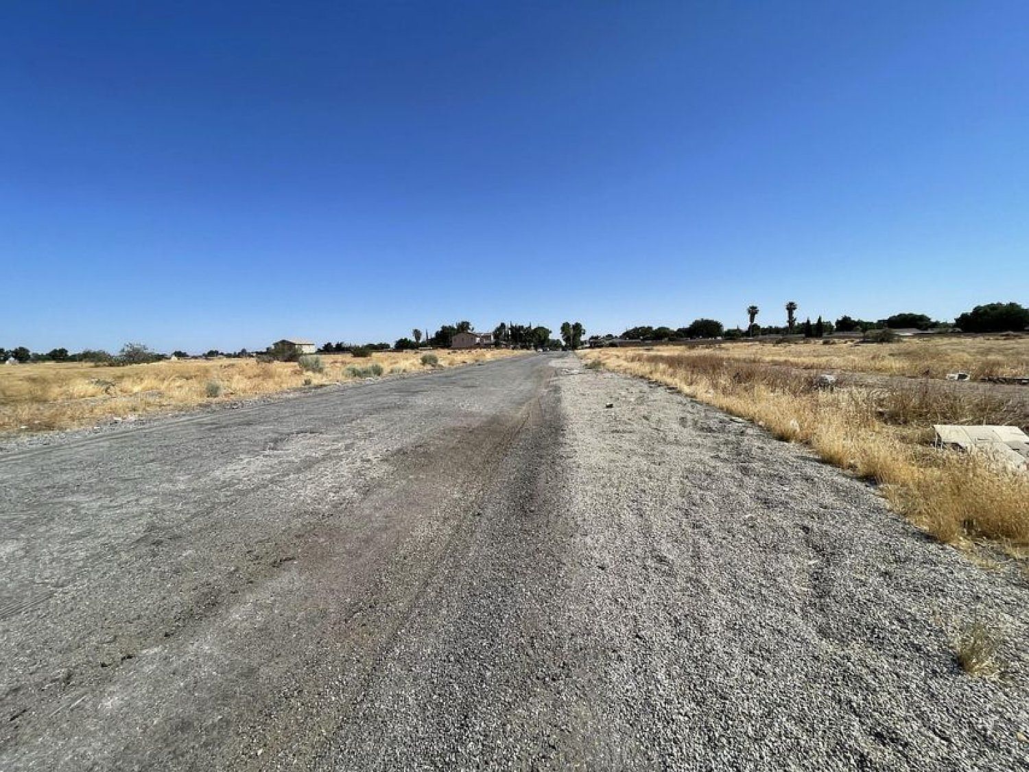 27th Ave Suite Vic Palmdale, CA 93550 - Thumbnail 4