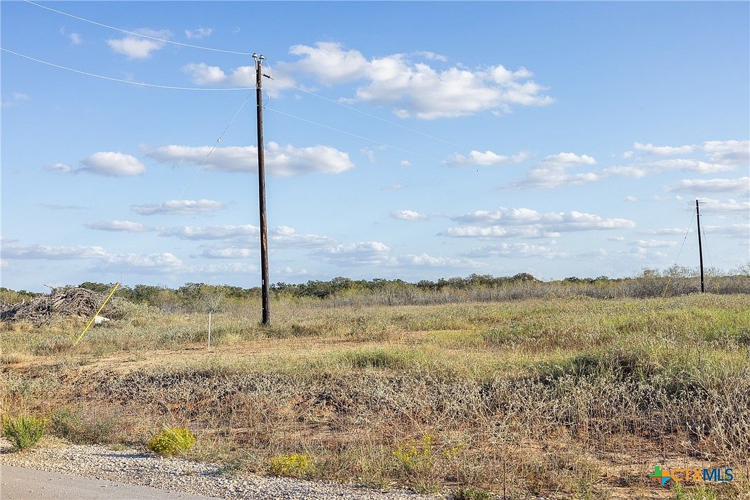 167 Sly St Dale, TX 78616 - Thumbnail 4