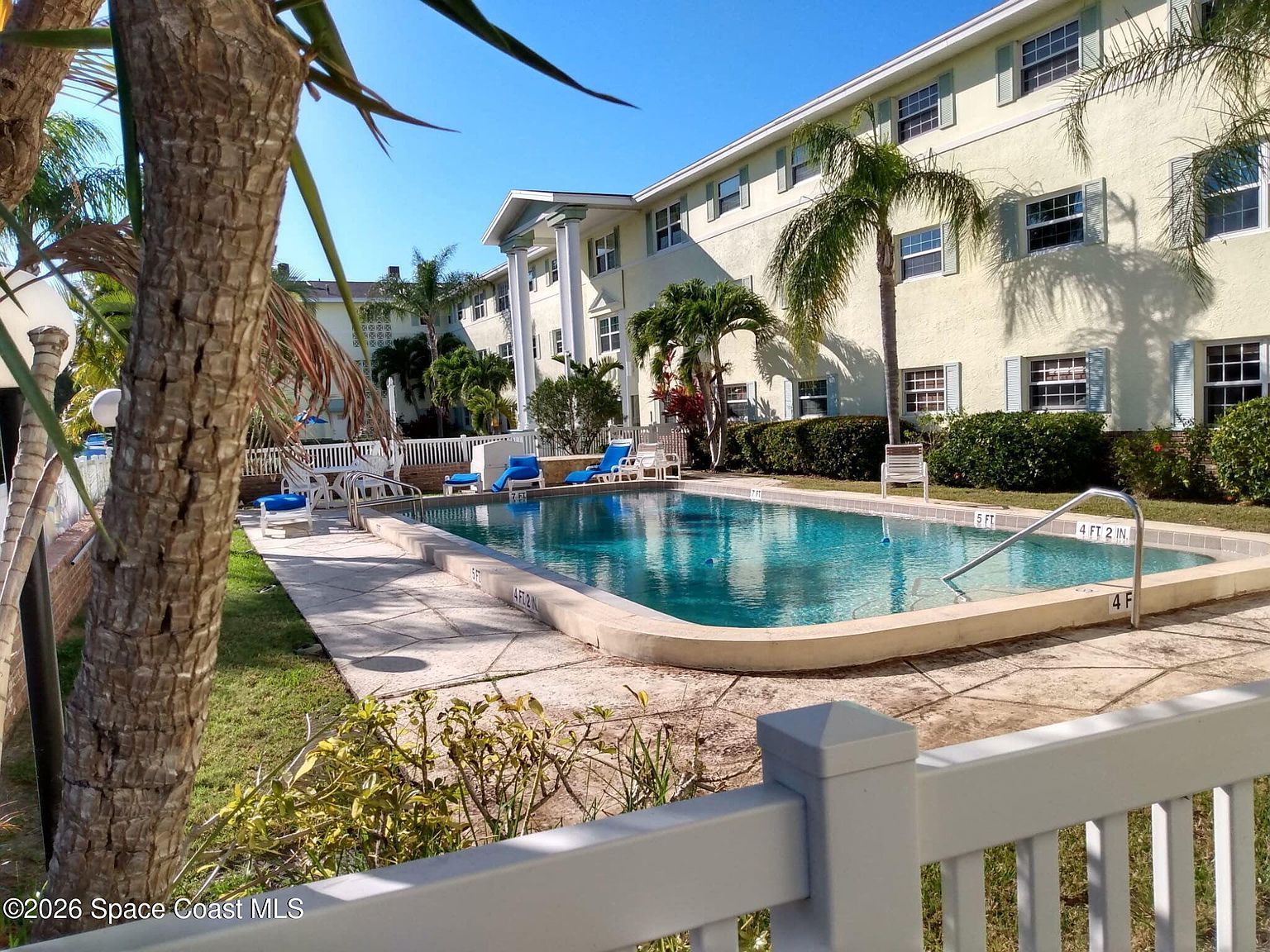 230 Columbia Dr APT 318 Cape Canaveral, FL 32920 - Thumbnail 4