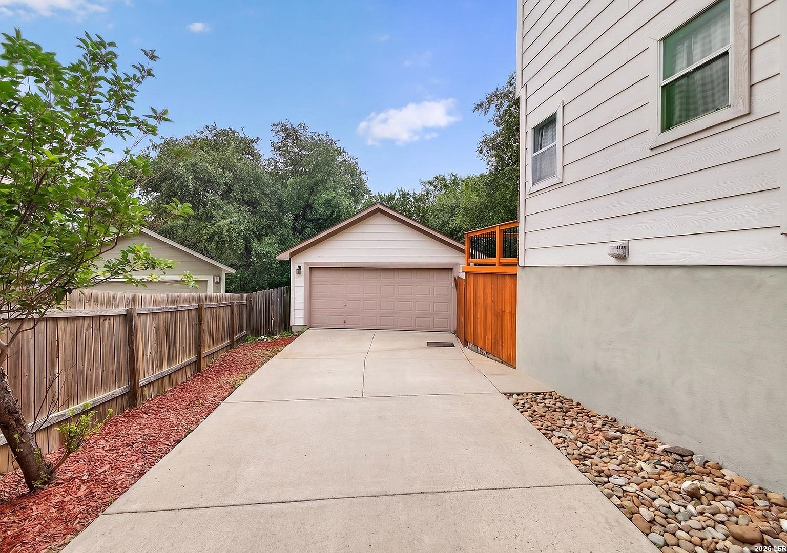 8811 Pavilion Pl San Antonio, TX 78250 - Thumbnail 4
