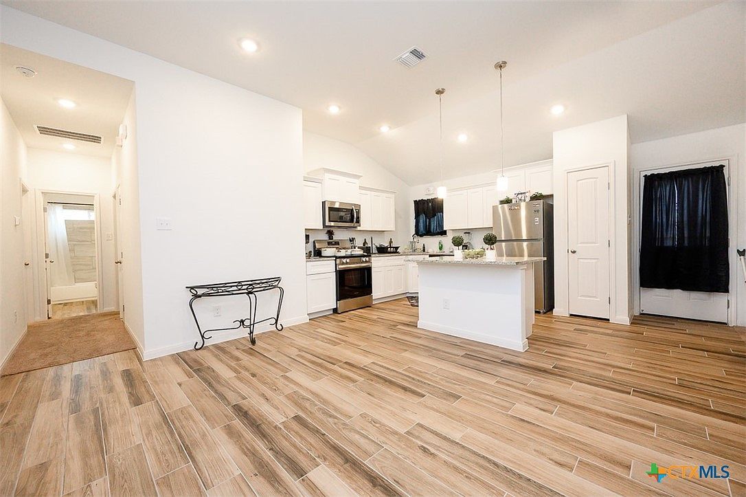 9808 Tarabon Dr Killeen, TX 76549 - Thumbnail 4