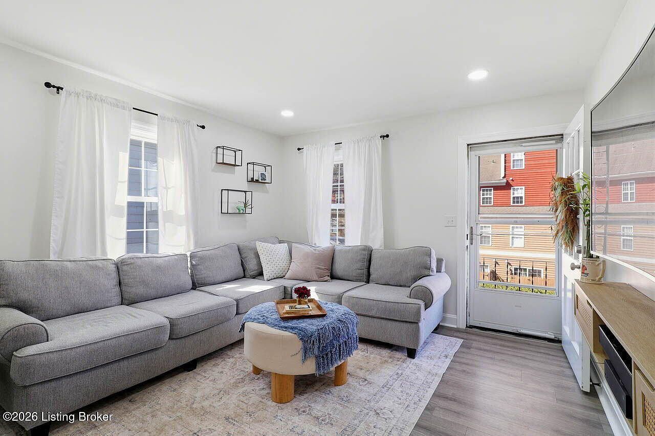 171 N Jane St Louisville, KY 40206 - Thumbnail 4