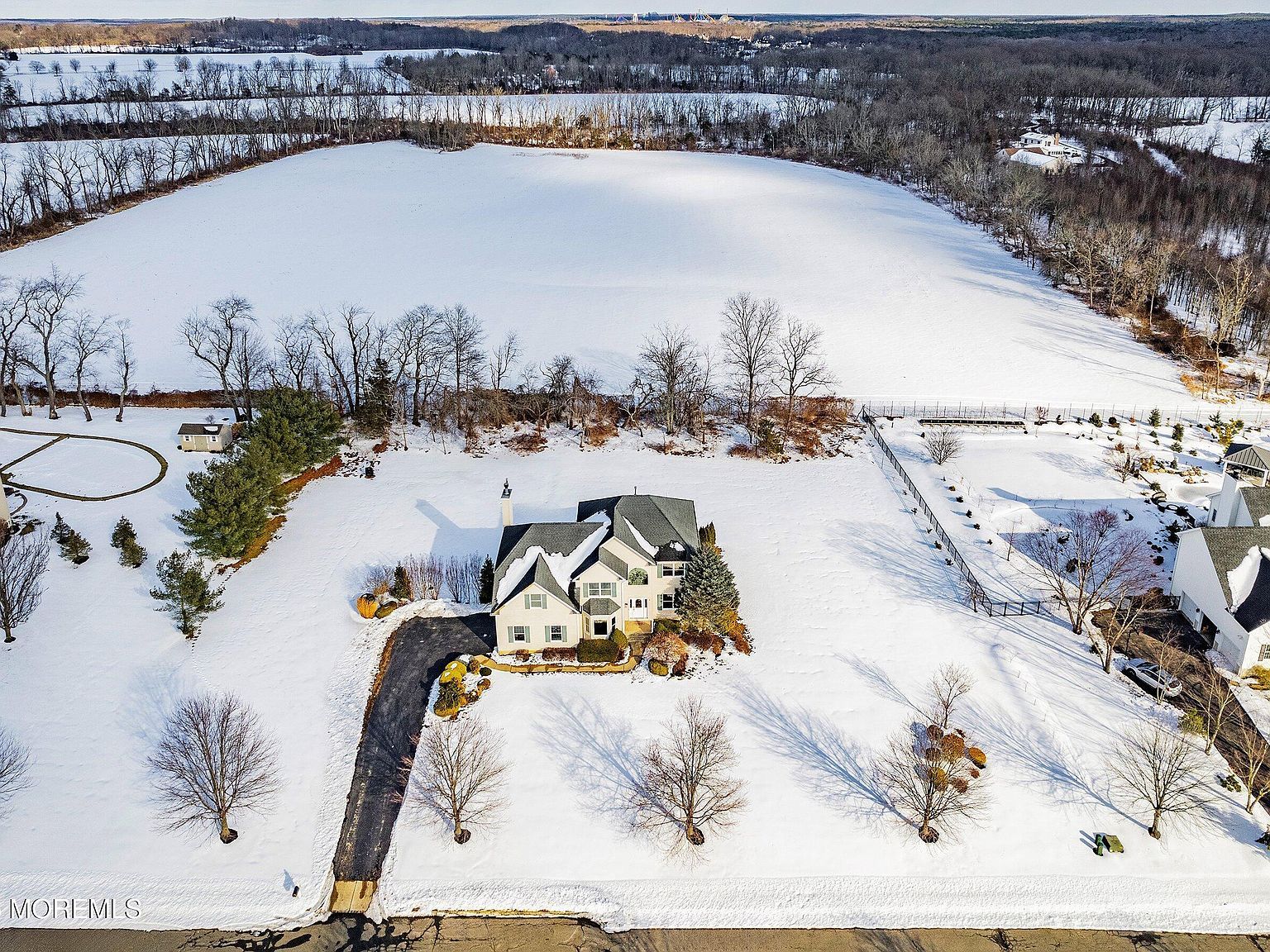 17 Cutter Ct Cream Ridge, NJ 08514 - Thumbnail 4