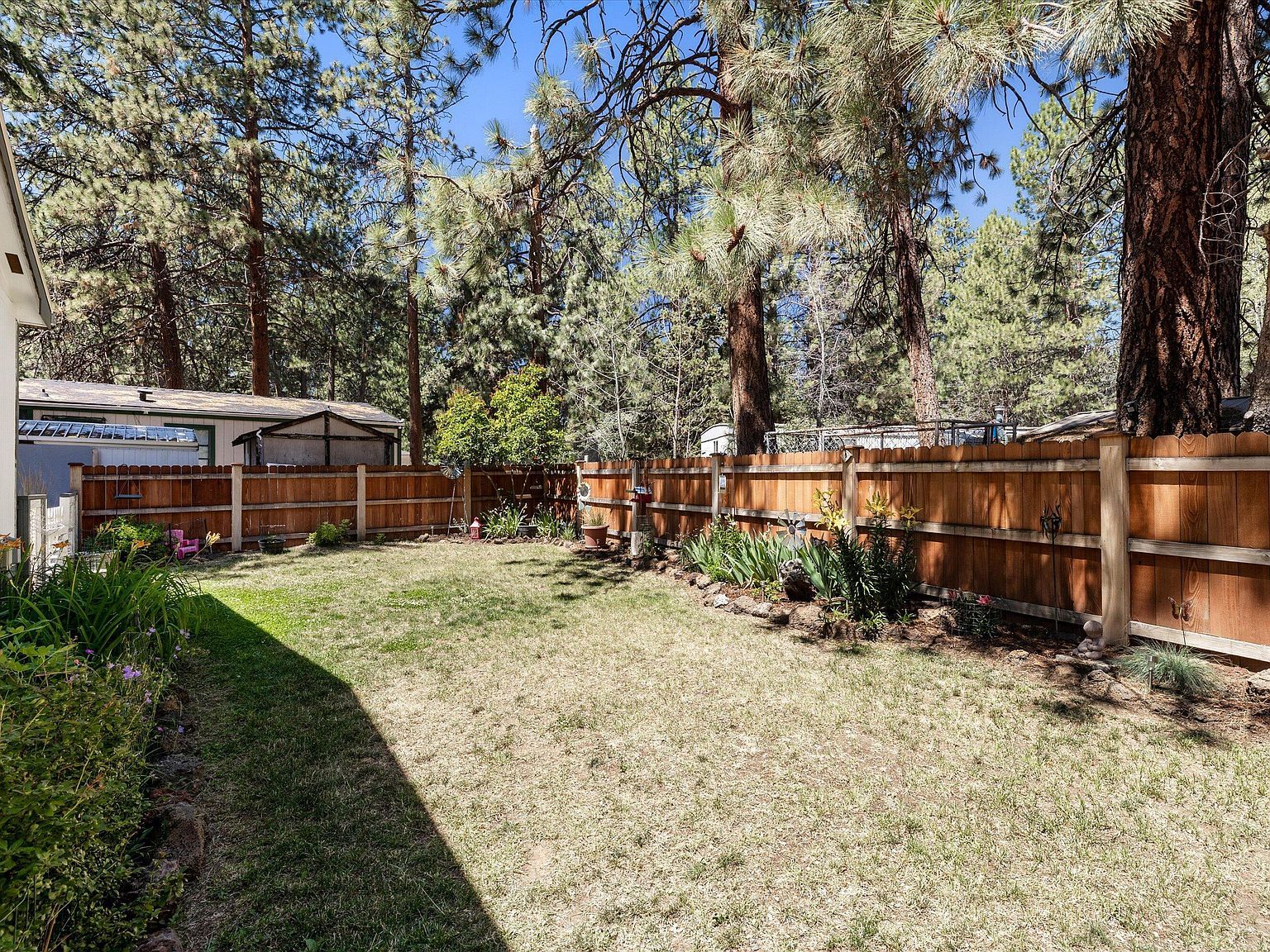 61060 Kings Ln Unit 106 Bend, OR 97702 - Thumbnail 4