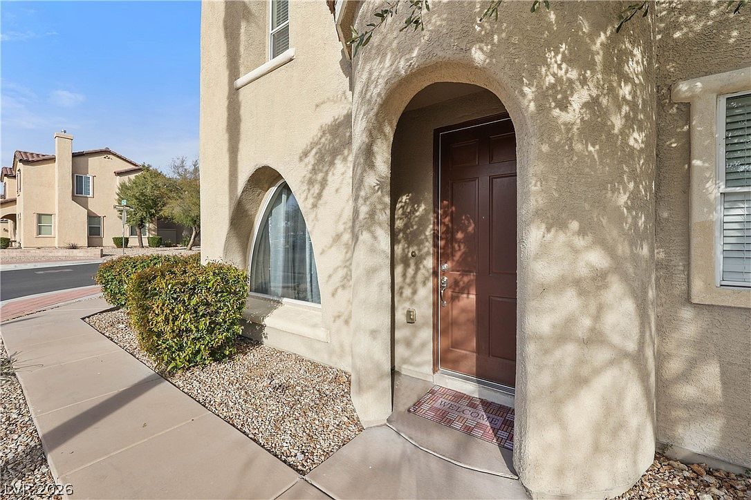 8572 Calomeria Ct Las Vegas, NV 89149 - Thumbnail 4