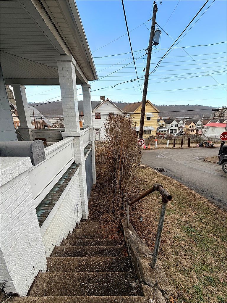 1001 Lincoln Ave Charleroi, PA 15022 - Thumbnail 4