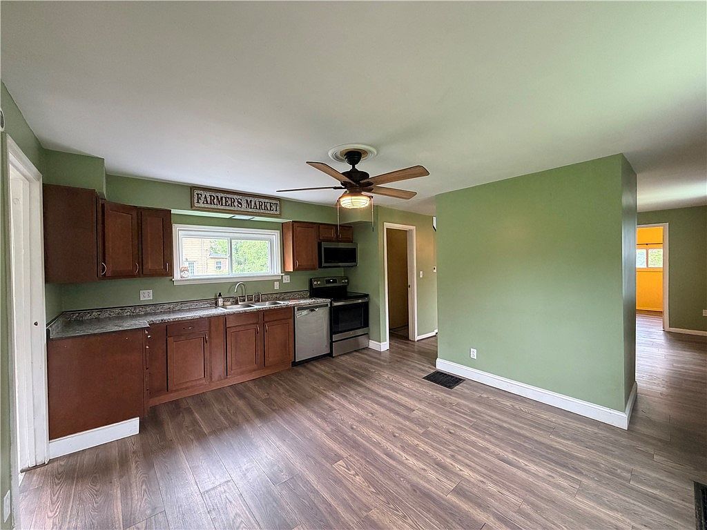 33 Hubbard Rd Burgettstown, PA 15021 - Thumbnail 4