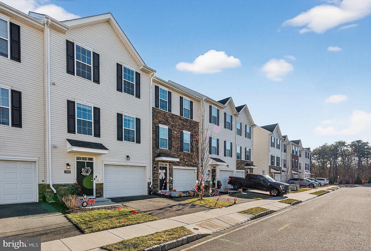 208 Prestige Rd Brick, NJ 08723 - Thumbnail 4