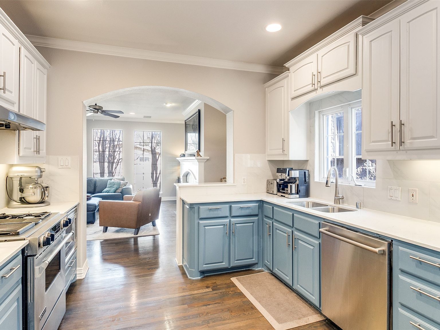 4029 Bowser Ave Dallas, TX 75219 - Thumbnail 4