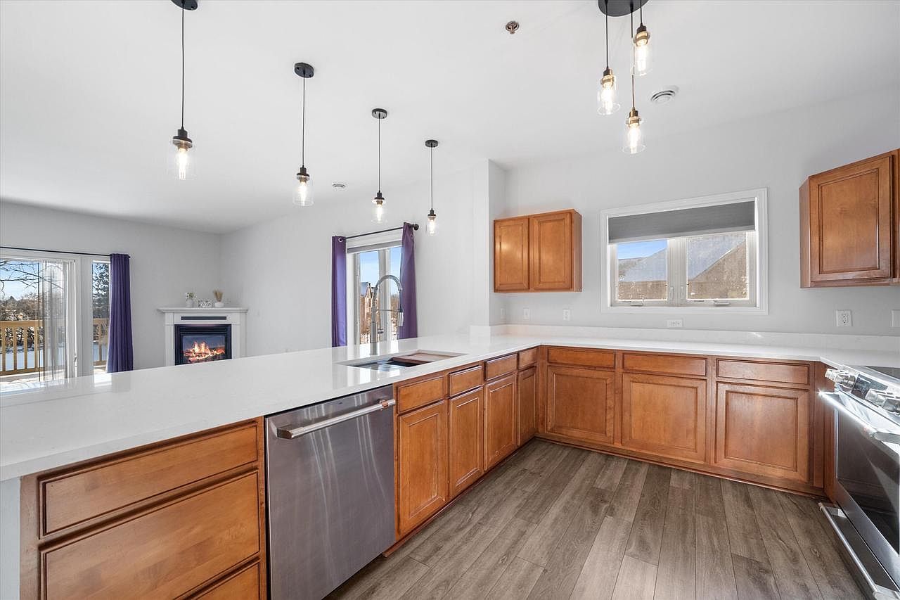 1500 Gabriel Dr Unit 5 Waukesha, WI 53188 - Thumbnail 4