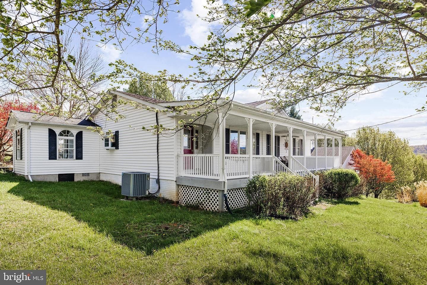 1049 Laurel Grove Rd Winchester, VA 22602 - Thumbnail 4