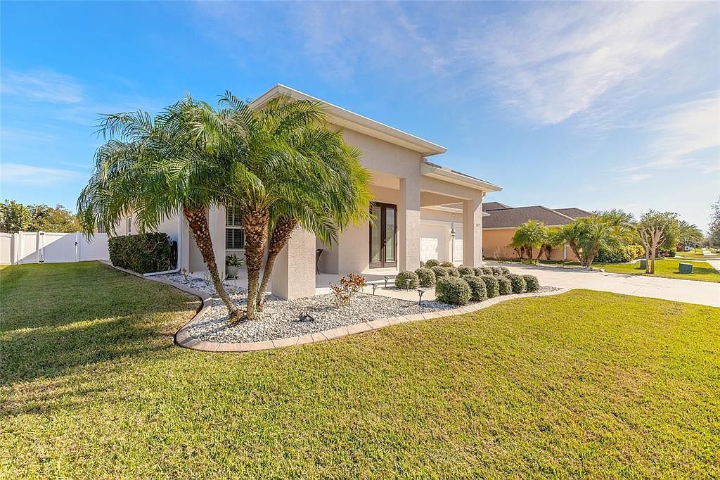 527 Luna Bella Ln New Smyrna Beach, FL 32168 - Thumbnail 4