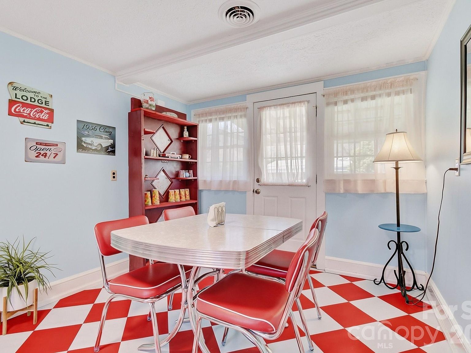 8 Concord Rd Asheville, NC 28803 - Thumbnail 4