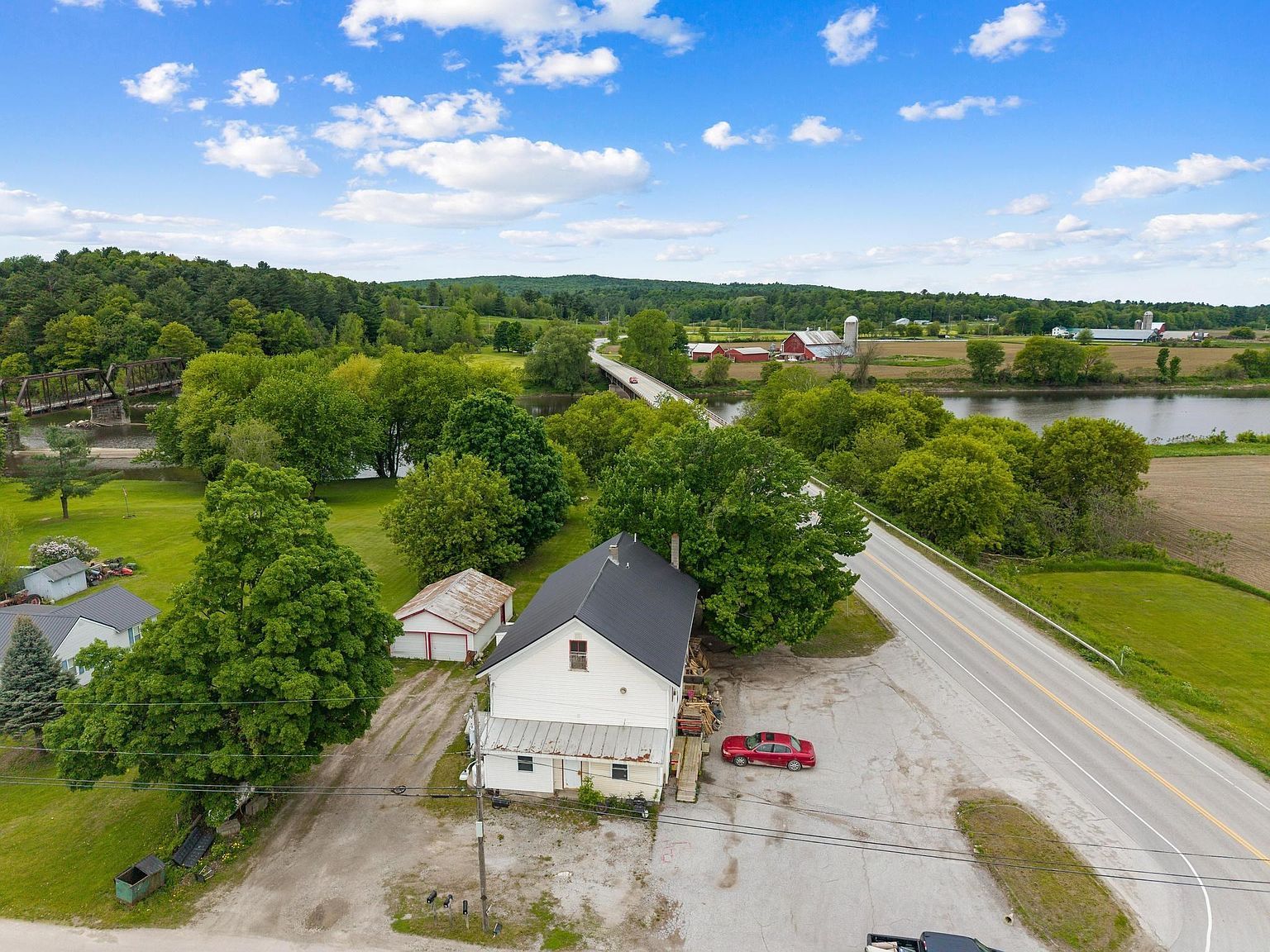 4232 State Route 105 Sheldon, VT 05483 - Thumbnail 4