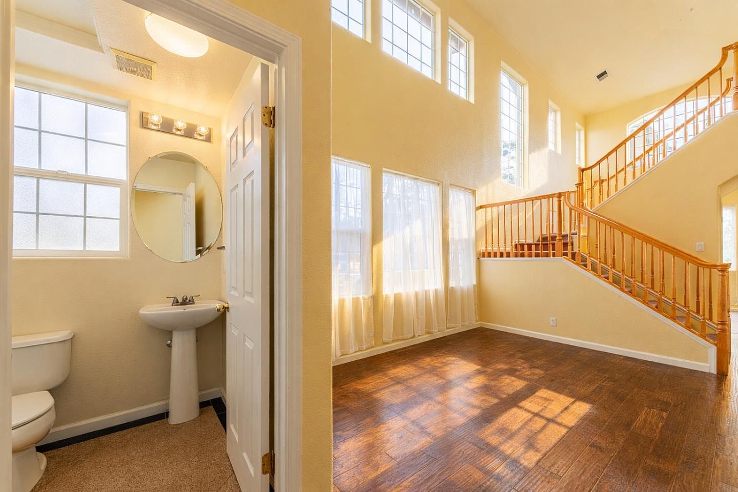 1849 Bradbury St Salinas, CA 93906 - Thumbnail 4