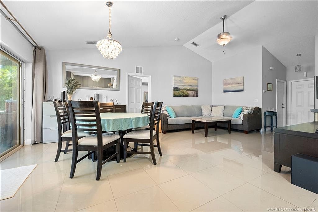 3785 SE Middle St Stuart, FL 34997 - Thumbnail 4