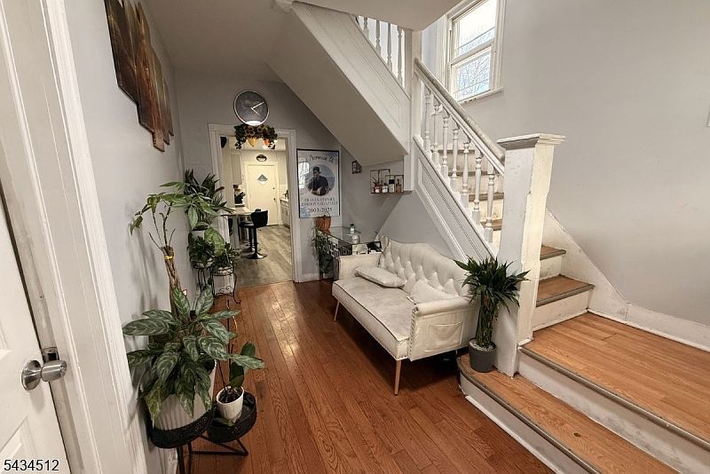 930 W 5th St Plainfield, NJ 07063 - Thumbnail 4