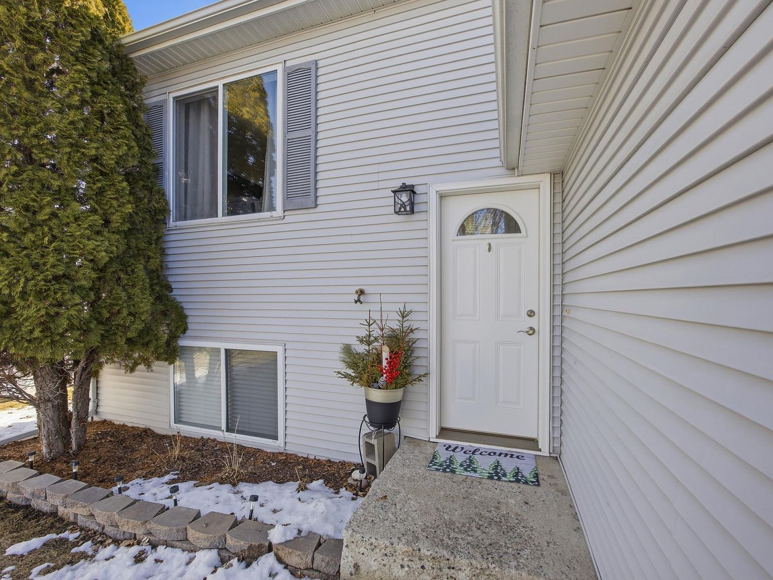 5556 18th St S Fargo, ND 58104 - Thumbnail 4