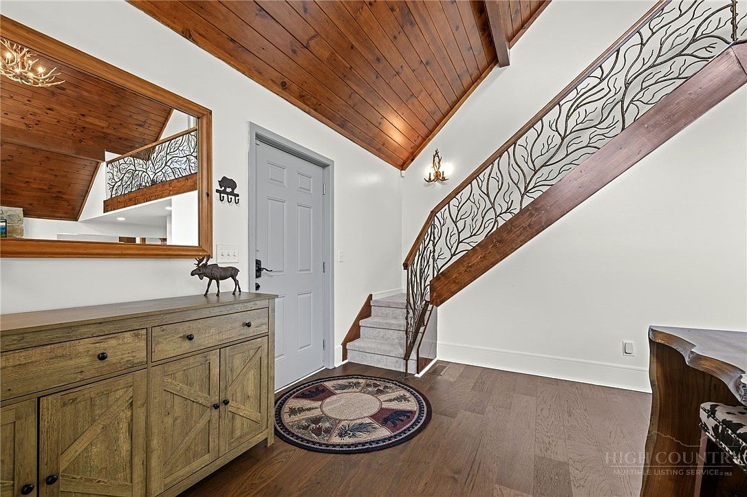 160 Bagpipe Way Banner Elk, NC 28604 - Thumbnail 4