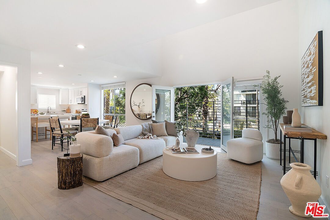 843 4th St APT 103 Santa Monica, CA 90403 - Thumbnail 4