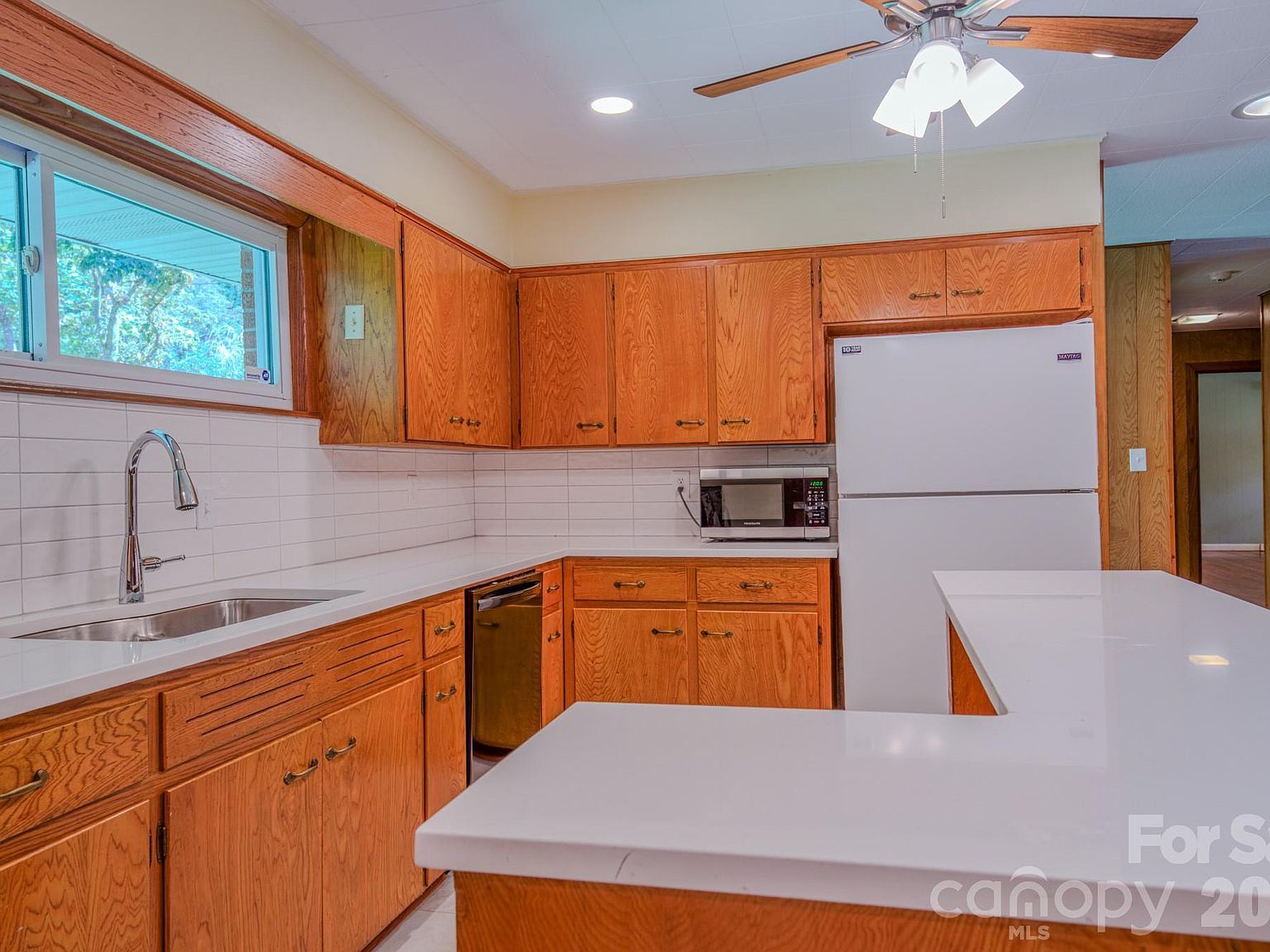 105 Alexander Ave Swannanoa, NC 28778 - Thumbnail 4