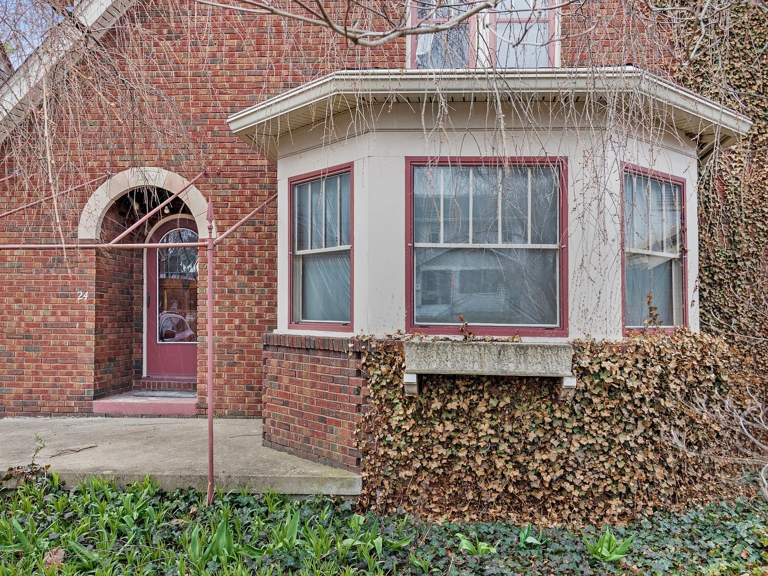 24 N Pasadena St Indianapolis, IN 46219 - Thumbnail 4