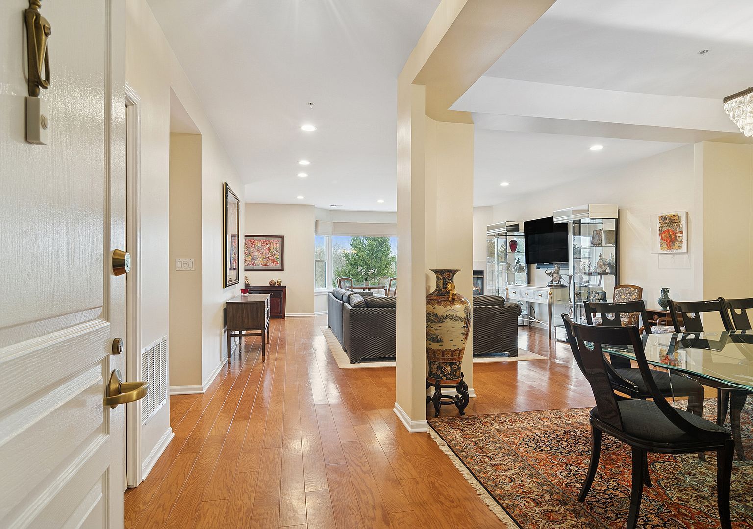 20 Trafalgar Sq Unit 401 Lincolnshire, IL 60069 - Thumbnail 4