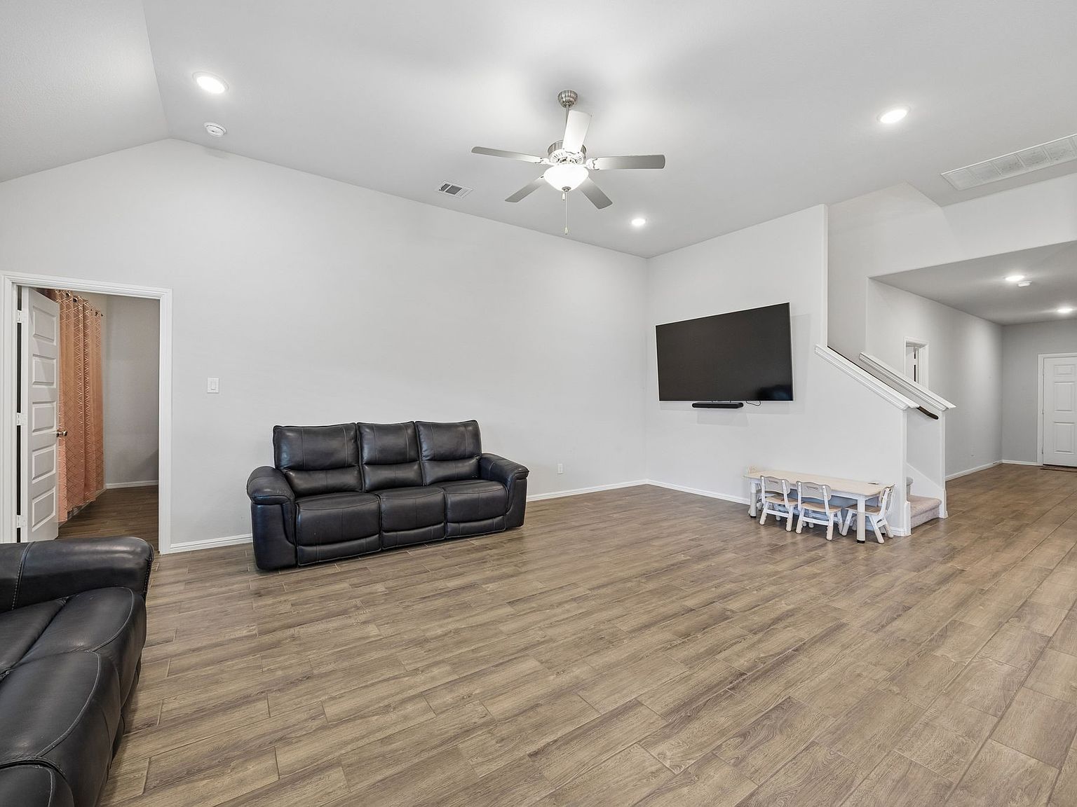 13036 Mizell Ln Providence Village, TX 76227 - Thumbnail 4