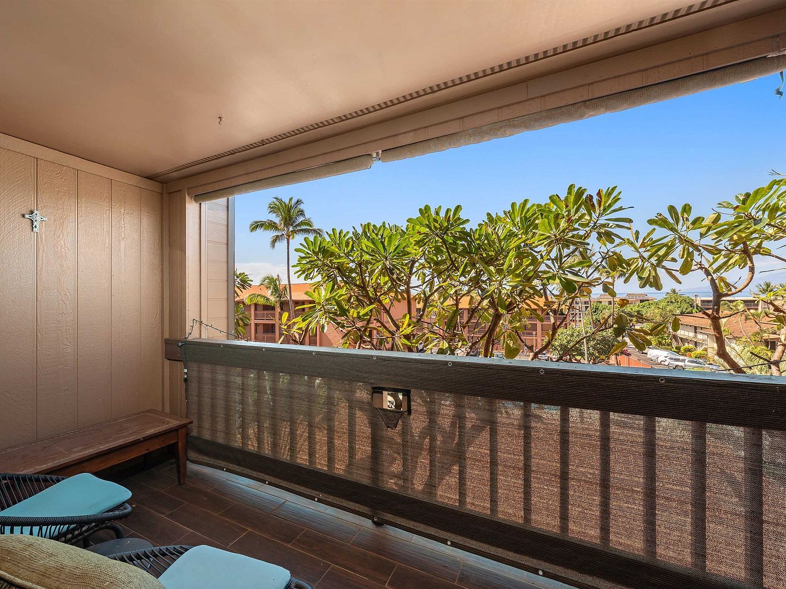 3740 Lower Honoapiilani Rd APT C207 Lahaina, HI 96761 - Thumbnail 4