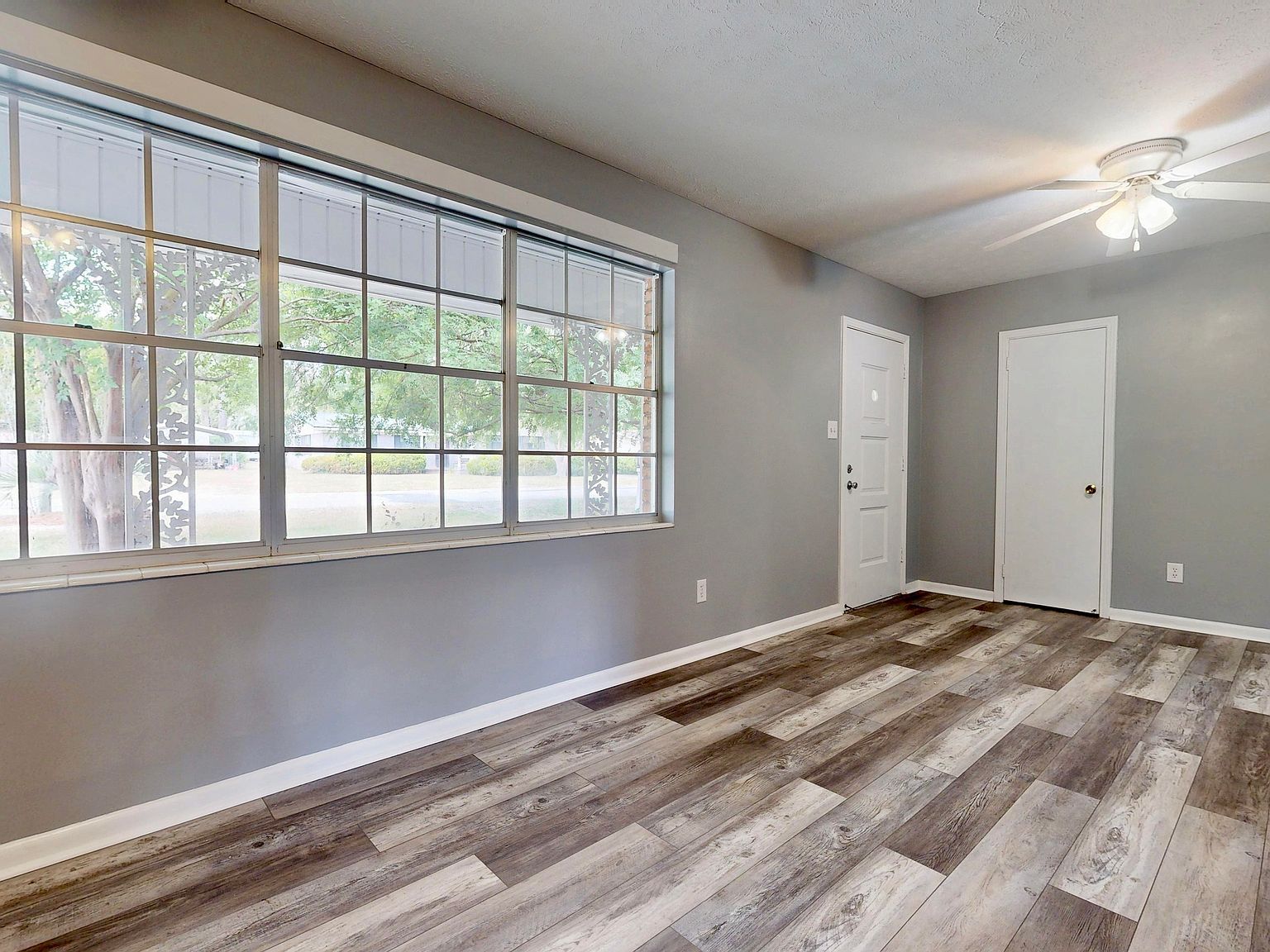 402 Pineview Dr Waycross, GA 31501 - Thumbnail 4